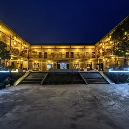 Bamboo Shadow Leisure Resort Hotel