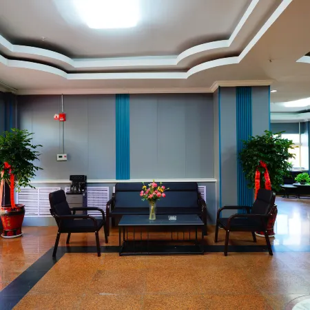 Pod Choice Hotel (Korla Railway Station Exit)