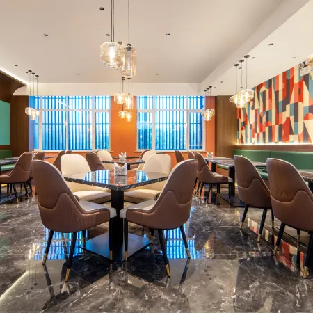 The GiorgioMorandi Hotels (Weihai Huoju 8th Street International Coastal Baths)