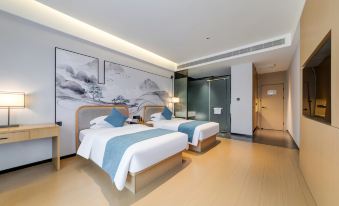 Floral Hotel·Hanzhong Yan and Yan Culture Hotel (Tianhan Wetland Park Branch)