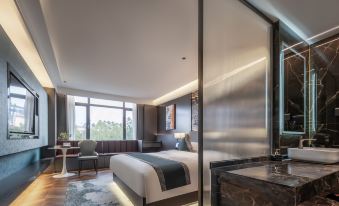 Hanfeng International Hotel (Heze Chengwu Yizhong Store)