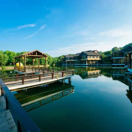SHIJIYUAN Hot Spring Holiday Hotel