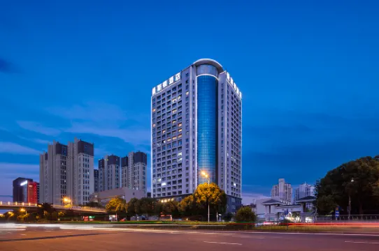 Hefei Manston Shangpin Hotel (South Railway Station)