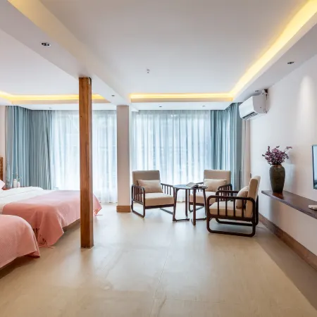 Zhaoxing Dongzhai Yiman Inn