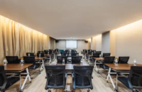 如家酒店·neo（青島台東地鐵站店）