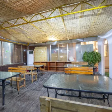 Return to the Sea Отели рядом с достопримечательностью «Moon Square»