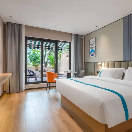 Gefei VX Hotel (North Square of Kunming Railway Station)