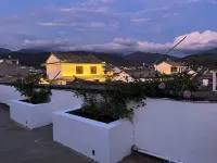 Moran Youth Hostel