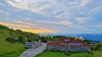 AZALEA Hotels in Shicheng County