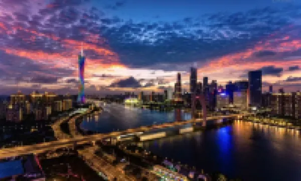 雲季輕居HOTEL（廣州海珠萬達逸景路地鐵站店） 鄰近廣州國際輕紡城的酒店