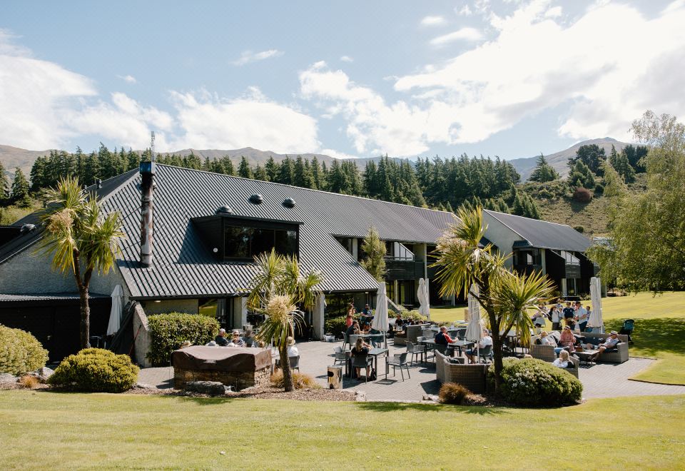 와나카 호텔 전경