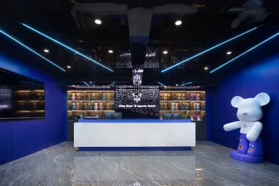 Clay Bear E-sports Hotel (Talent Gathering Store) Hotels near Hunan College of Information