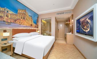 Vienna Hotel (Zhongshan Hot Spring Resort)