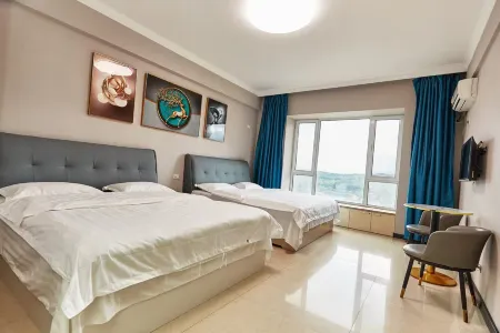 love of the sea residence du commerce Отели в г. Фенчен