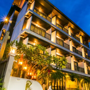 Patra Phrasing Boutique Hotel Отели рядом с достопримечательностью «Храм Ват-Суан-Док»