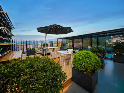 Golden Leaf Resort Hotel Hotels near Langde Shangzhai - Performance Venue