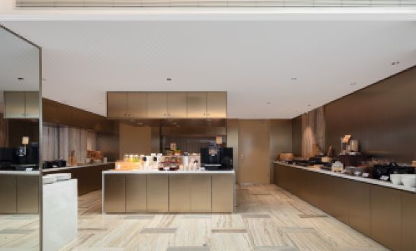 Atour Hotel Guilin Elephant Trunk Hill Sun and Moon Twin Pagodas