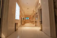 Wuyin Liangju Hotel (Wenshan Guangda Plaza)