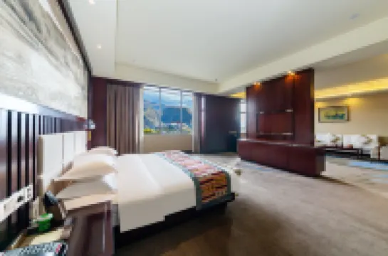 Taehf PhodragCulture Theme Hotel