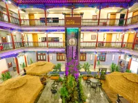 I Do Holiday Inns (Chongqing Changshou Old Town) Các khách sạn gần Chongqing Radio & TV University Changshou Branch (Xingmin Road)
