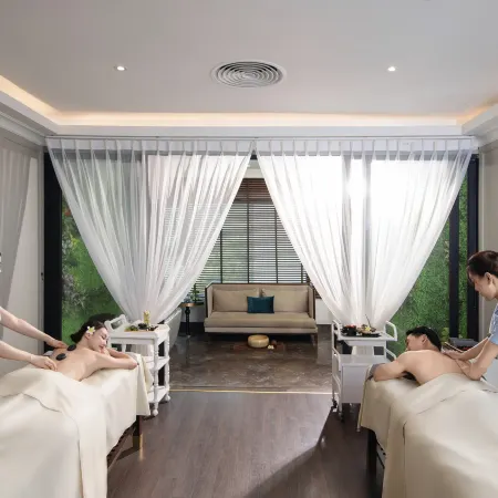 FLC Halong Bay Golf Club & Luxury Resort