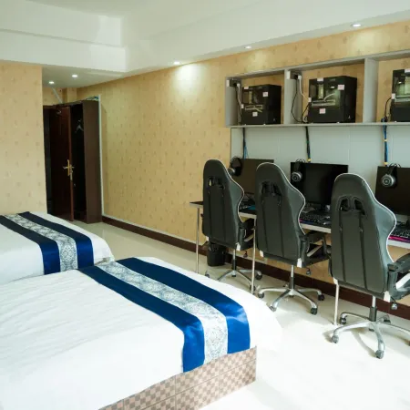 Fujin Jindi Hotel