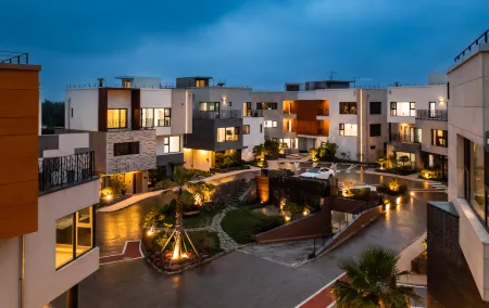 Jeju Hermenhouse Отели рядом с достопримечательностью «Shinhwa Theme Park»