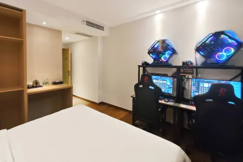 Yaxin Esports Hotel (Zhongshan Fuhua Bus Terminal Branch)