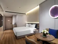 Jinglai Hotel · Zhenxuan (Shanghai Tongji Hospital Xincun Road Subway Station Branch) Hotels near Langao Road Station