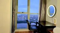 Sea View with Bridge @Gold Coast 1BR at 33rd Hotels near Batavia PIK