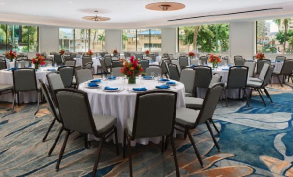 OUTRIGGER Waikīkī Paradise Hotel