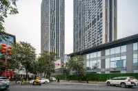 季禮·智能極影高空公寓（成都建設路東郊記憶店） 成都東方記憶附近的飯店