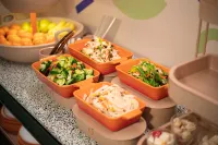 Orange Hotel (Jiaozuo Municipal Government Wanda Plaza) - breakfast