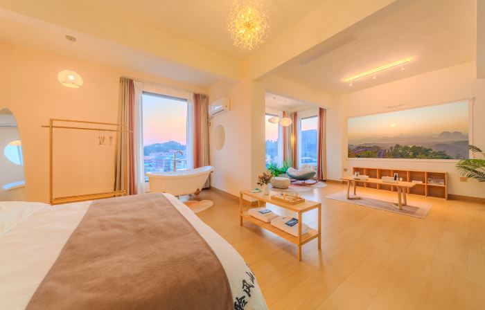 Danxia Mountain Lingfeng Mountain Residence Inn