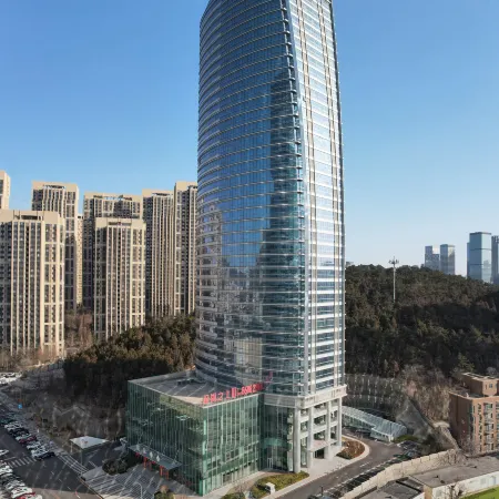 Yishan Yanhai Aprtment Hotel(Dalian Xinghai Square Shengya Ocean World )