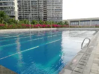 Hampton by Hilton, Qionghai Railway Station - Pools