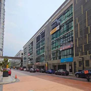 Conezion Homestay Near IOI City Mall Putrajaya by Cloud Host Отели в г. Серданг
