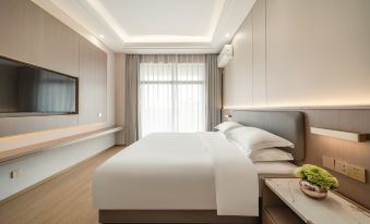 Poltton International Apartment (Qingyuan Qingcheng District Government Poly Plaza Branch)