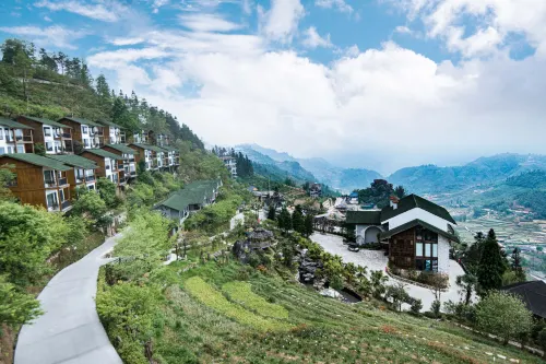 Sapa Catcat Hills Resort & Spa Hotels in San Sả Hồ