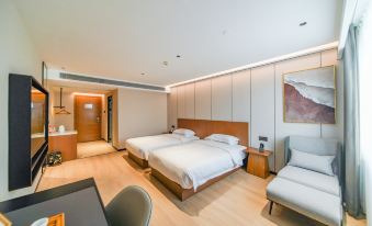 Golden Bridge Garden Hotel