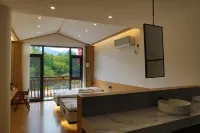 Heron Lodge Mountain Retreat | Hefeng Karst Sanctuary