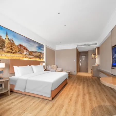 Vienna Hotel (Yanggu New World Plaza)