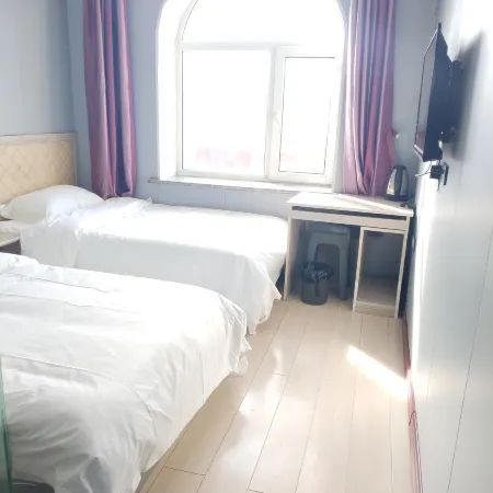 Fuyuan Yuxing Business Hotel (Fuyuan Port)
