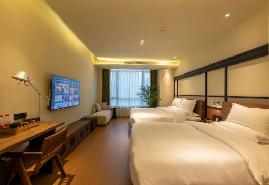 3. 충칭 주자 호텔..