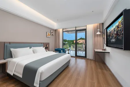 LouHu Hotel (Anshun College Anshun Louhu Ecological Park)