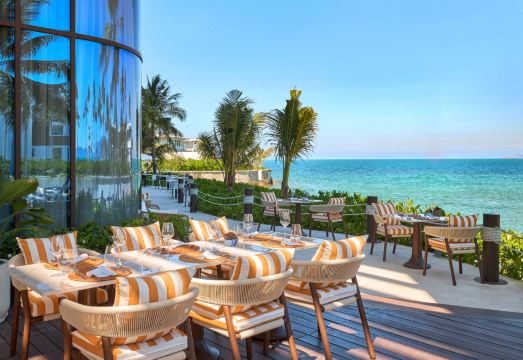 빌라 르 코라이, 그란 멜리아 호텔