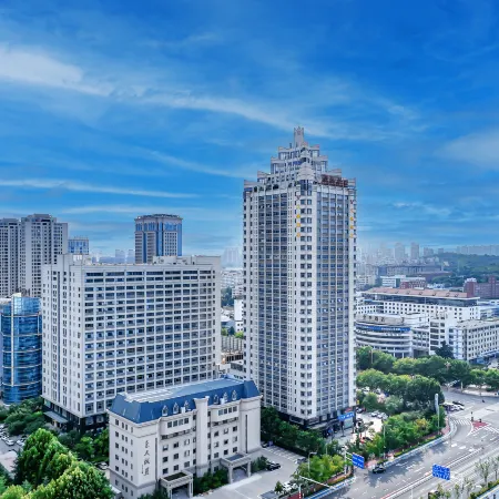 Aisheng Hotel (Yantai University municipal government store)