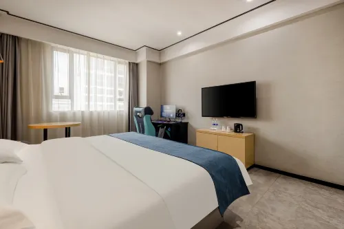 零界電競酒店（南寧安吉客運站地鐵站店）