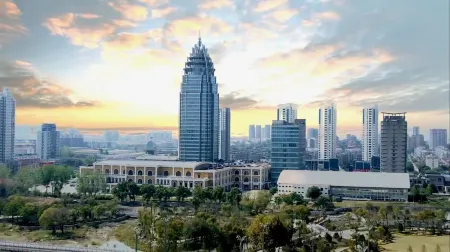 Huasheng Jiangquancheng Hotel