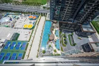 Metropole Luxury Riverside Apartment Hotels in District 2
